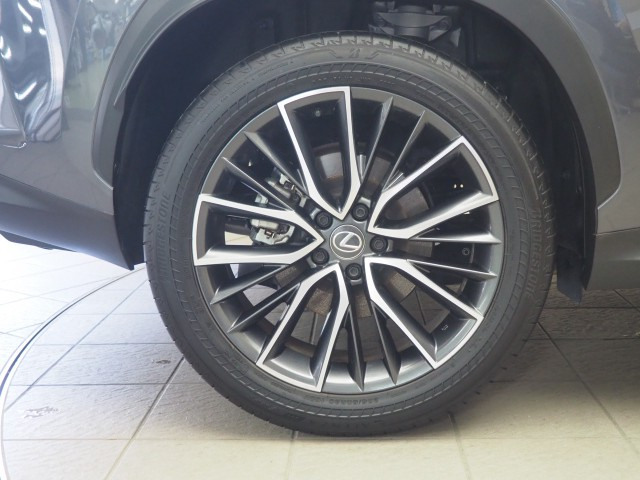 レクサス NX350h バージョンL