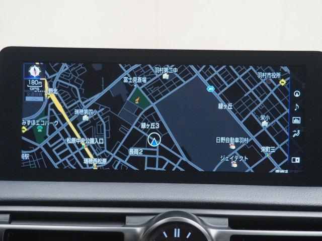 レクサス IS300h FスポーツモードB4