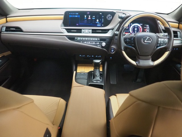 レクサス ES300h バージョンL