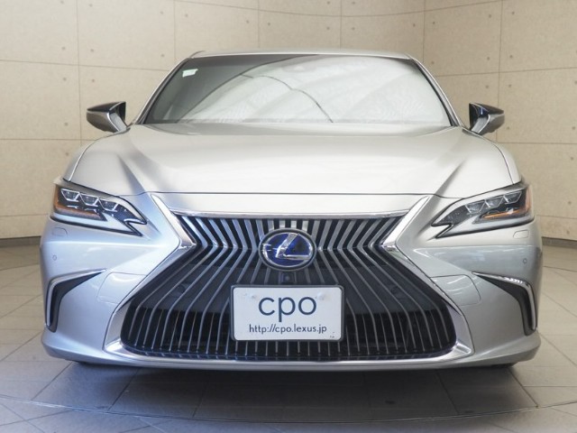 レクサス ES300h バージョンL