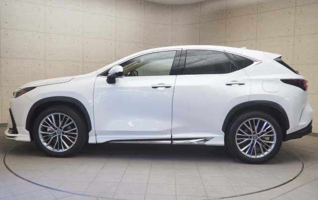 レクサス NX350h バージョンL