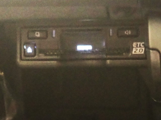 レクサス UX250h Fスポエモ Exp
