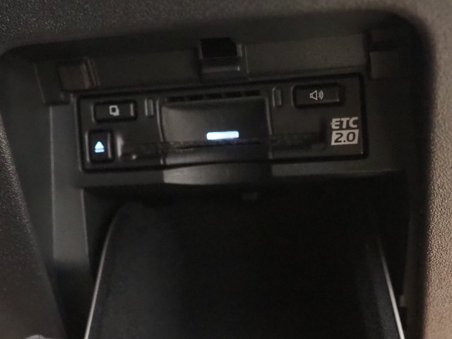 レクサス RZ450e バージョンL