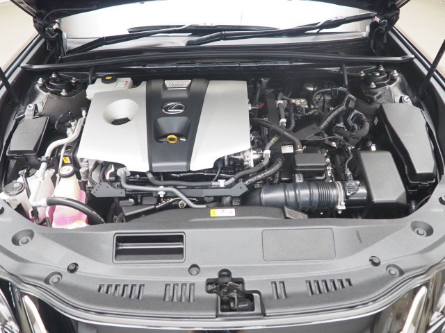 レクサス ES300h Fスポーツ