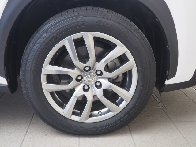 レクサス NX200t バージョンL
