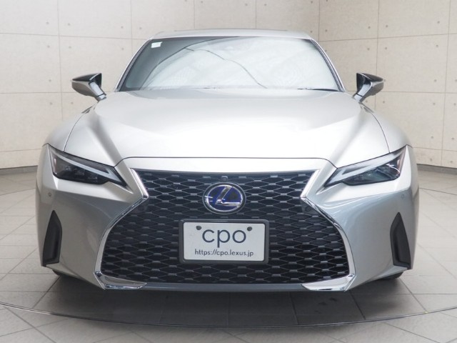 レクサス IS300h バージョンL