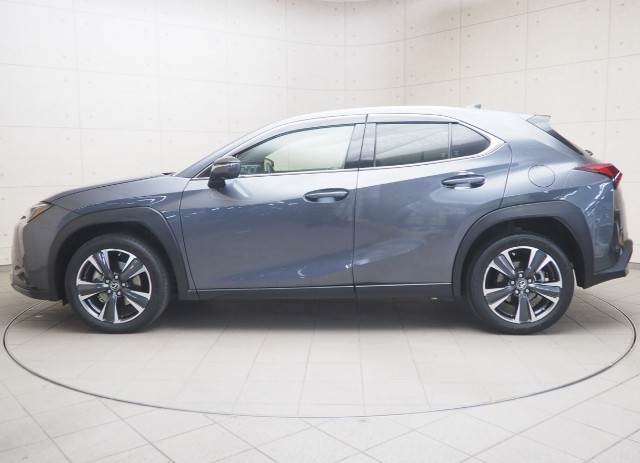 レクサス UX250h バージョンL