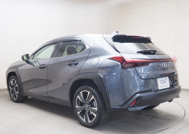 レクサス UX250h バージョンL