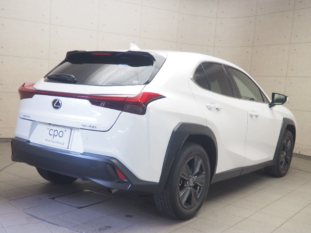 レクサス UX200 バージョンC