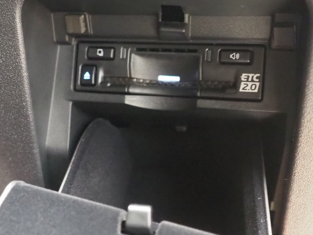 レクサス RZ450e バージョンL