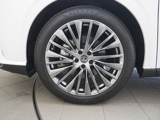 レクサス RX450h+ バージョンL