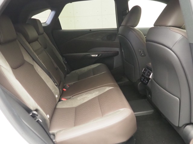 レクサス RX450h+ バージョンL