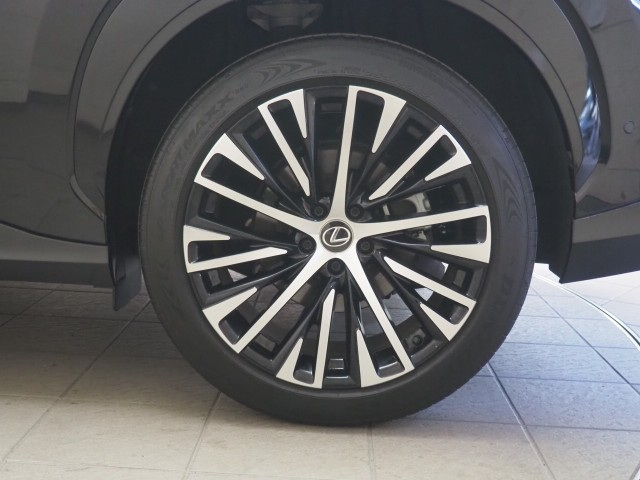 レクサス RZ450e バージョンL