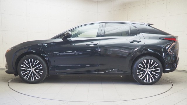 レクサス RZ450e バージョンL