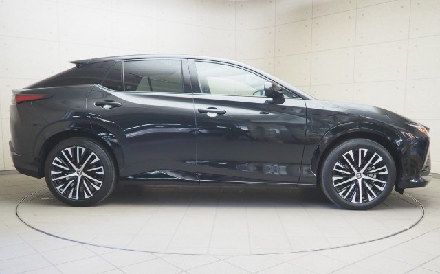 レクサス RZ450e バージョンL