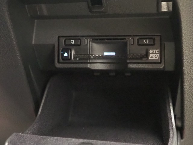 レクサス NX250 ヒョウジュンシャ