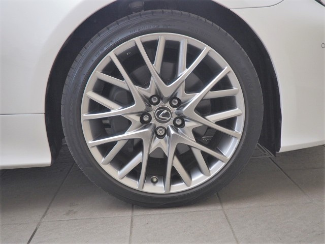 レクサス RC300h バージョンL