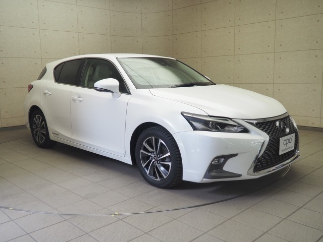 レクサス CT200h バージョンC