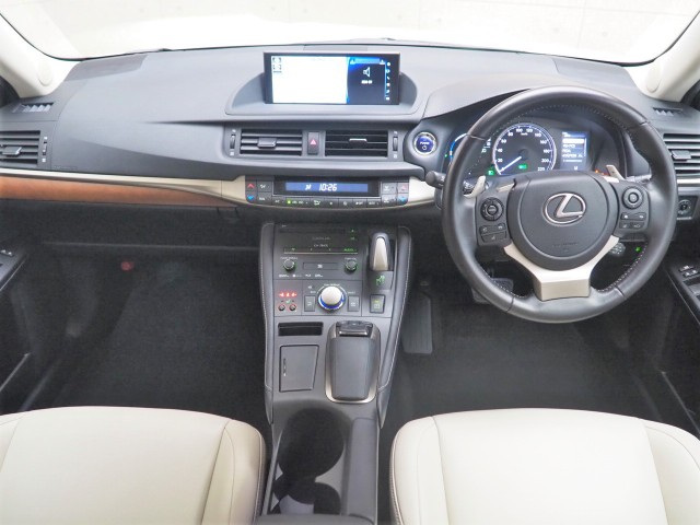 レクサス CT200h バージョンC