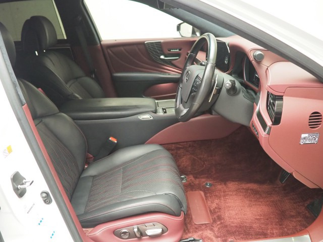レクサス LS500h エグゼクティブ