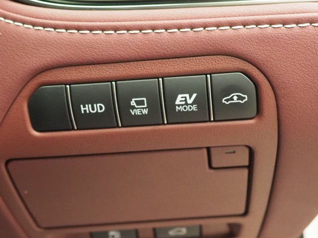 レクサス LS500h エグゼクティブ