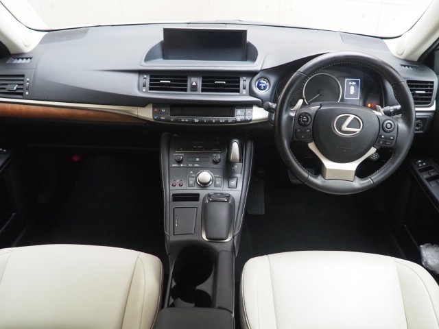 レクサス CT200h バージョンC
