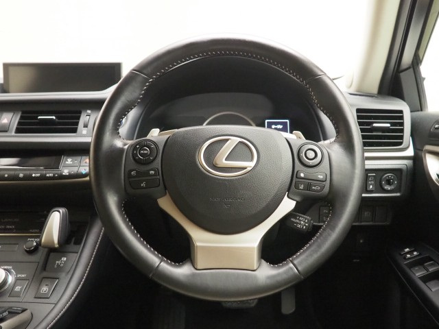 レクサス CT200h バージョンC