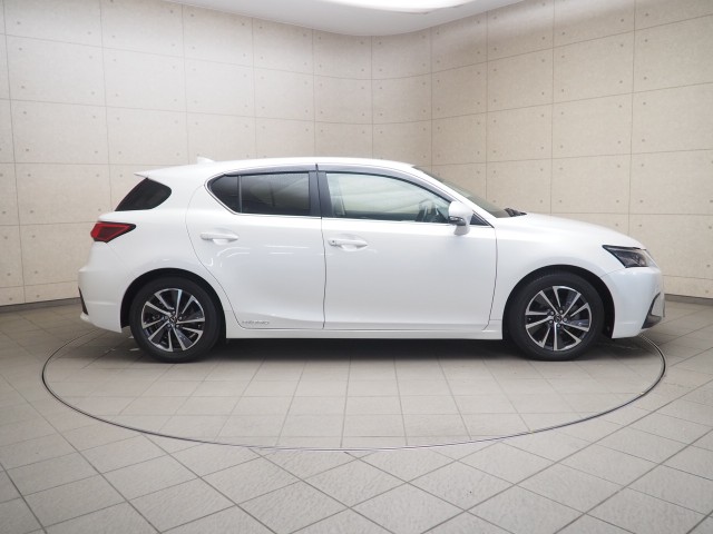 レクサス CT200h バージョンC