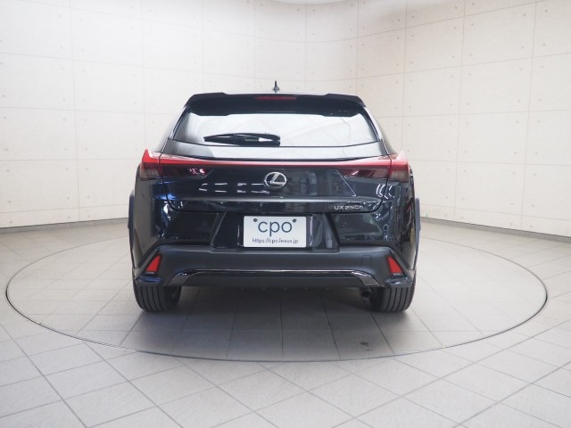 レクサス UX250h Fスポーツ