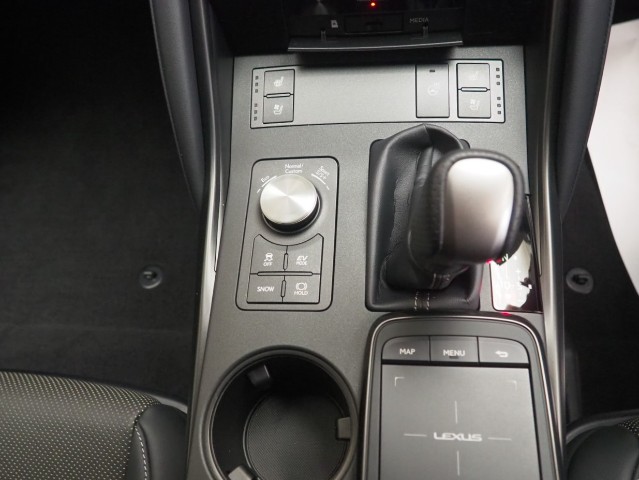 レクサス IS300h Fスポーツ