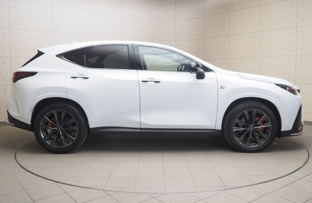 レクサス NX350h Fスポーツ