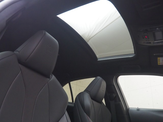 レクサス UX250h Fスポーツ