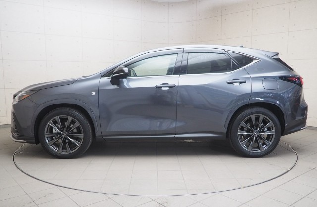 レクサス NX350h Fスポーツ