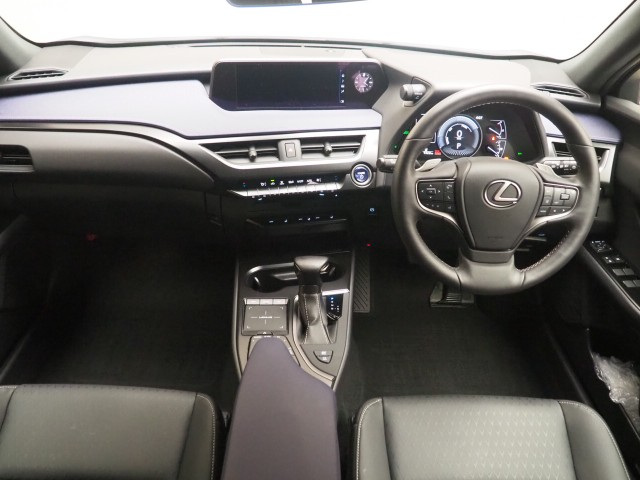レクサス UX250h アーバンエレガンス