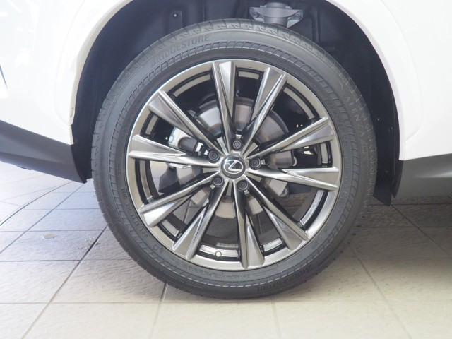 レクサス NX350h Fスポーツ