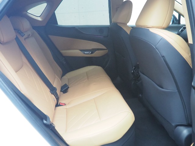レクサス NX350h バージョンL