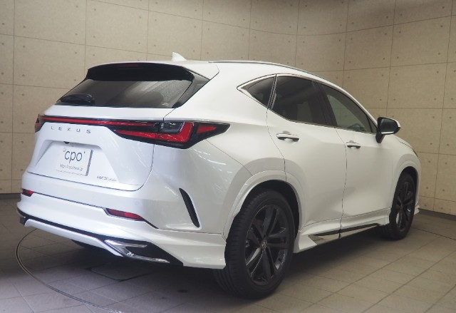 レクサス NX350h バージョンL