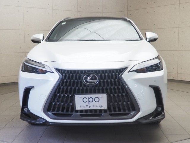 レクサス NX350h ヒョウジュンシャ