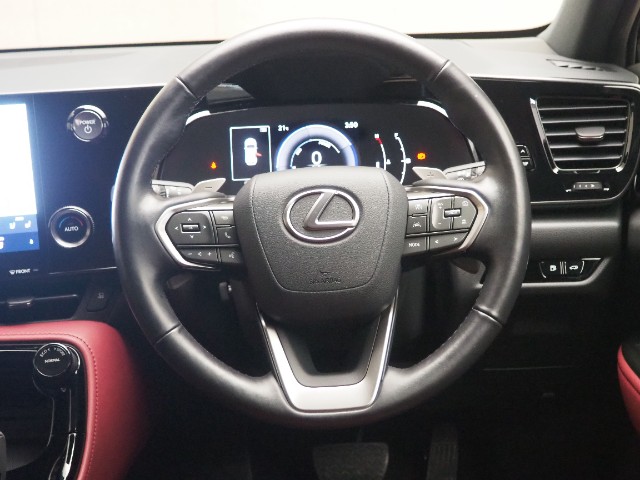 レクサス NX350h ヒョウジュンシャ