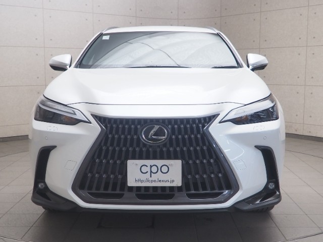 レクサス NX350h ヒョウジュンシャ