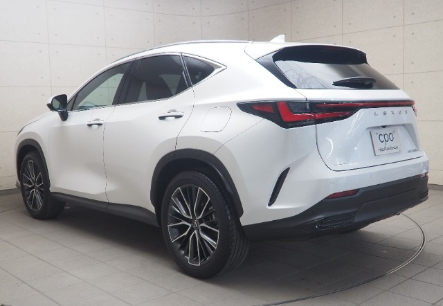 レクサス NX350h ヒョウジュンシャ