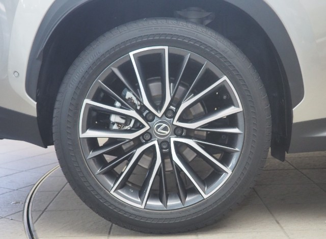 レクサス NX350h バージョンL