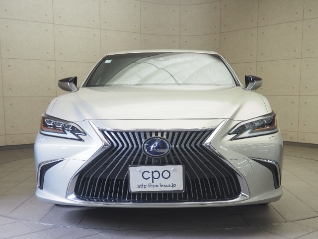 レクサス ES300h バージョンL