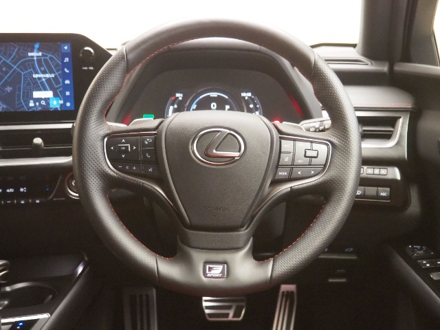 レクサス UX250h Fスポーツ