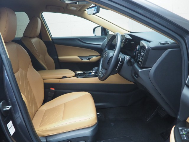 レクサス NX350h バージョンL
