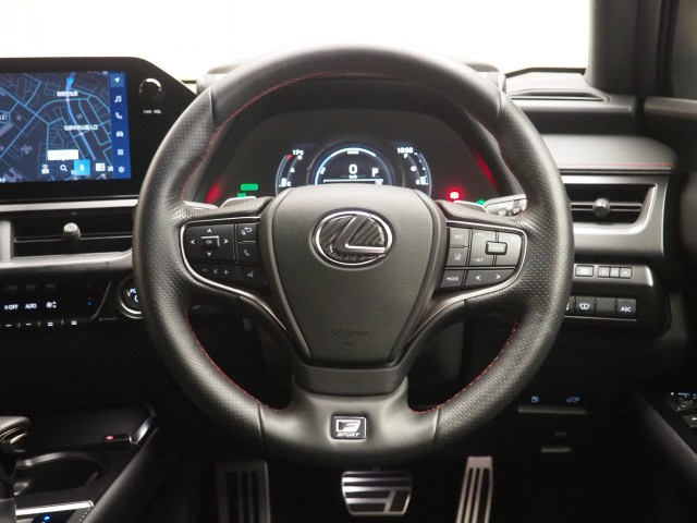 レクサス UX250h Fスポーツ
