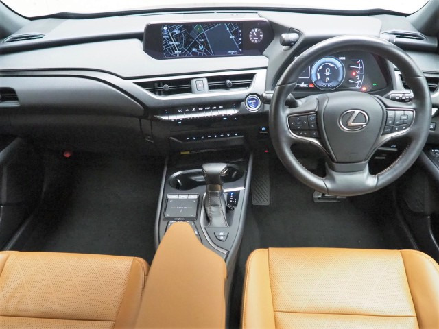 レクサス UX250h バージョンL