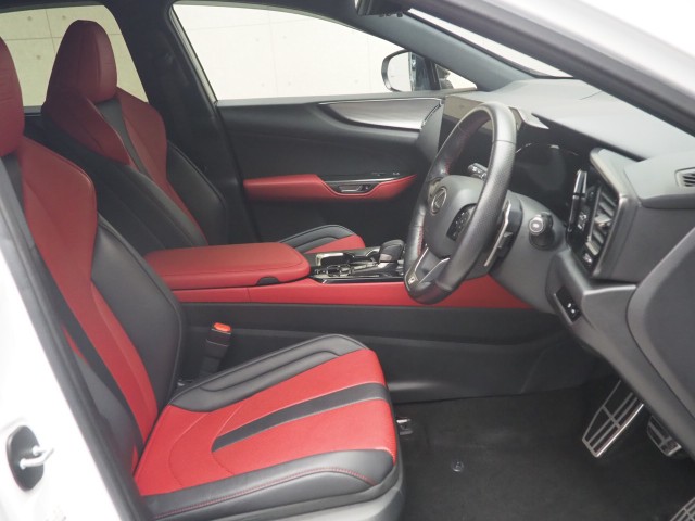 レクサス NX350h Fスポーツ