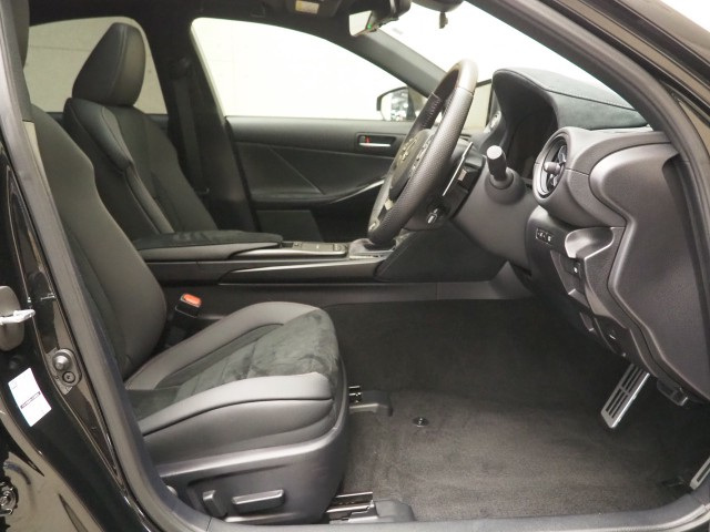 レクサス IS500 Fスポパフォーマ Fir