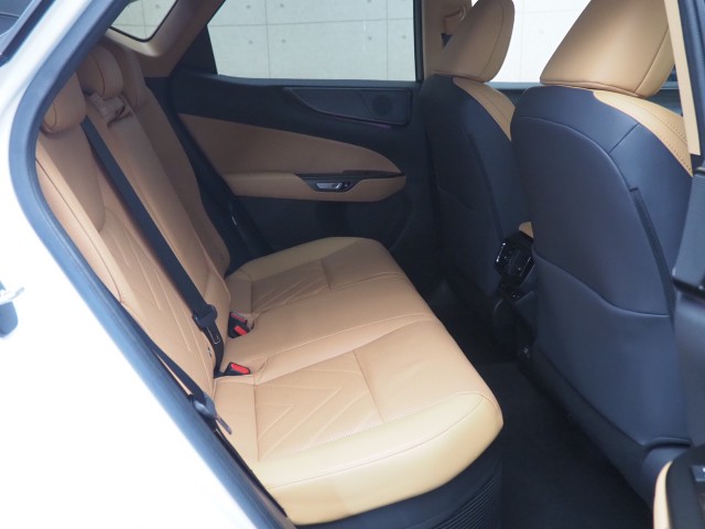 レクサス NX350h バージョンL
